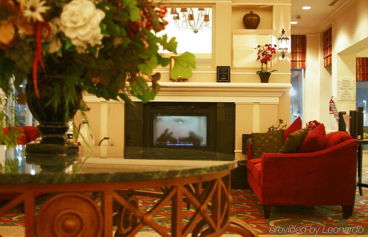 Hilton Garden Inn West Едмънтън Интериор снимка