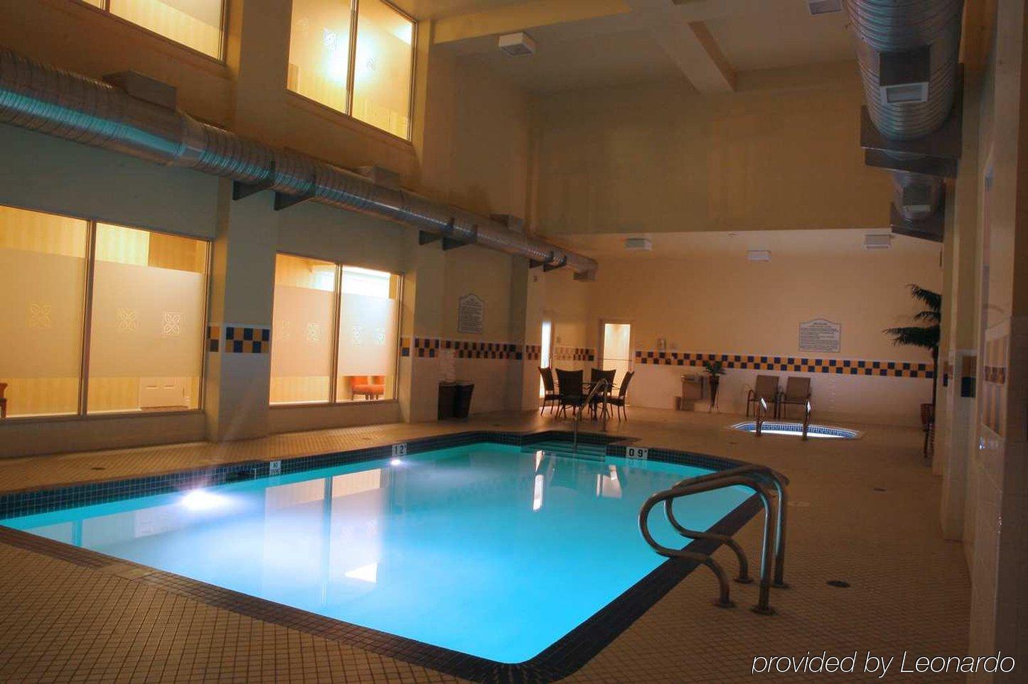 Hilton Garden Inn West Едмънтън Съоръжения снимка